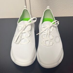 OOFOS Men's White Sneakers with Vibrant Green Interior